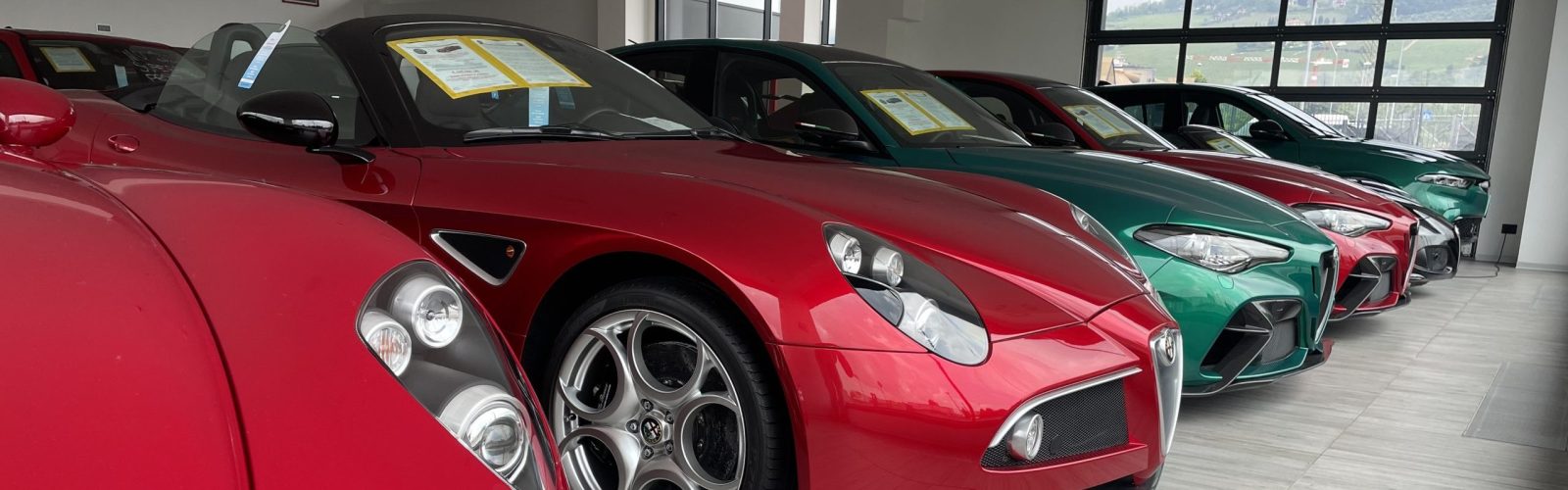 Chi siamo foto vetrina - SOST (QUARTA OPZIONE) Chi siamo foto vetrina - SOST (QUARTA OPZIONE)