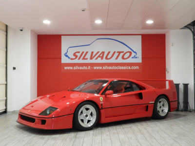 FERRARI F40 (1989) 0