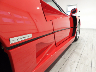 FERRARI F40 (1989) 11