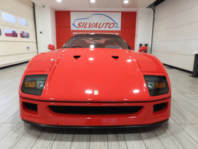 FERRARI F40 (1989) 1