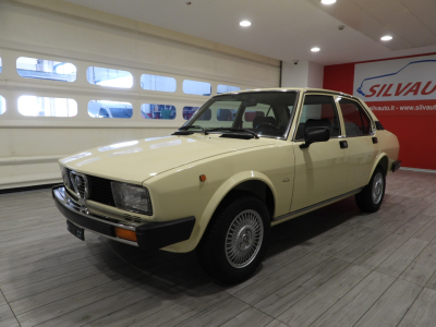 ALFA ROMEO ALFETTA 2.0 L (1981) 2