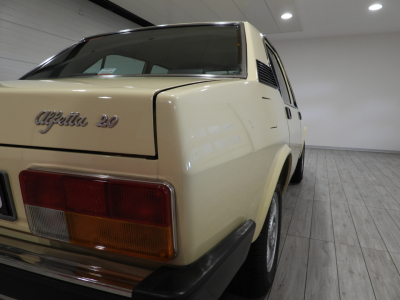 ALFA ROMEO ALFETTA 2.0 L (1981) 13