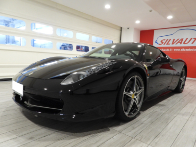 FERRARI 458 ITALIA DCT (2011) 2