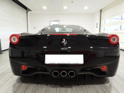 FERRARI 458 ITALIA DCT (2011) 4