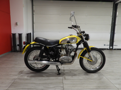 DUCATI SCRAMBLER 250 (1973) 7