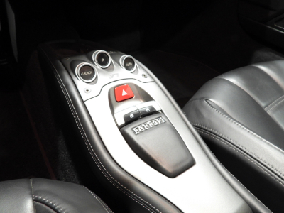FERRARI 458 ITALIA DCT (2011) 28