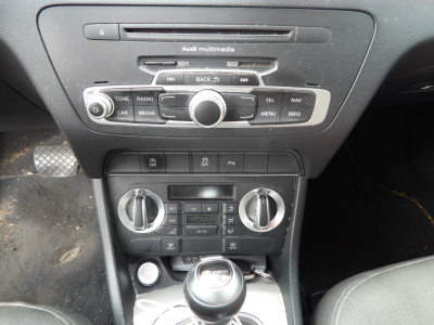 AUDI Q3 QUATTRO EDITION 2.0 TDI 140CV S-TRONIC (2015) 18