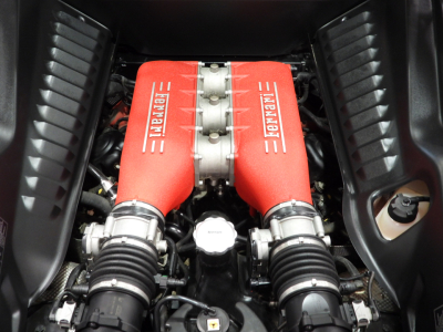FERRARI 458 ITALIA DCT (2011) 33