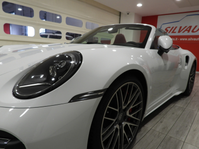 PORSCHE 911 992 TURBO CABRIOLET (2021) 9