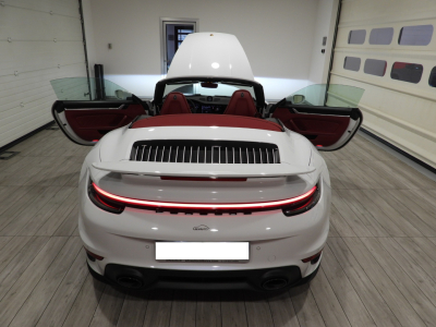 PORSCHE 911 992 TURBO CABRIOLET (2021) 44