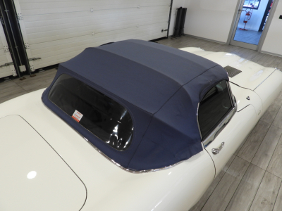 JAGUAR E-TYPE 4.2 ROADSTER (1968) 41