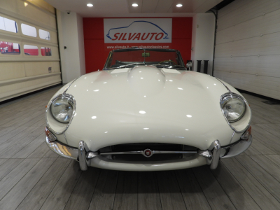 JAGUAR E-TYPE 4.2 ROADSTER (1968) 1