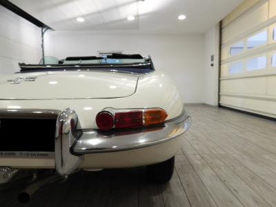 JAGUAR E-TYPE 4.2 ROADSTER (1968) 14