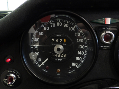 JAGUAR E-TYPE 4.2 ROADSTER (1968) 22
