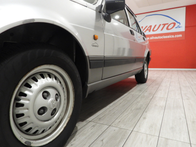 ALFA ROMEO GIULIETTA 2.0 TURBO DIESEL (1985) 9