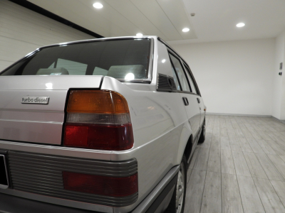 ALFA ROMEO GIULIETTA 2.0 TURBO DIESEL (1985) 15