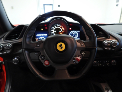 FERRARI 488 GTB (2016) 20