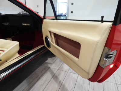 FERRARI 512 BBi (1984) 29