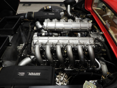 FERRARI 512 BBi (1984) 32
