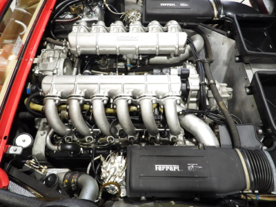 FERRARI 512 BBi (1984) 35
