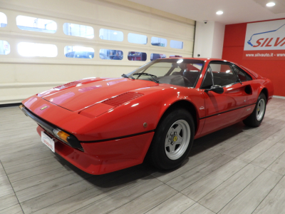 FERRARI 208 GTB (1980) 2