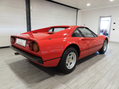 FERRARI 208 GTB (1980) 5