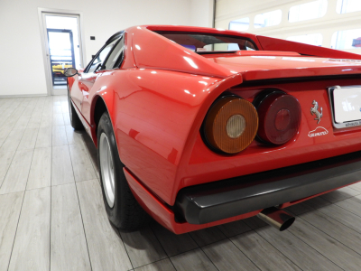 FERRARI 208 GTB (1980) 13
