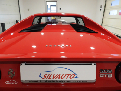 FERRARI 208 GTB (1980) 14