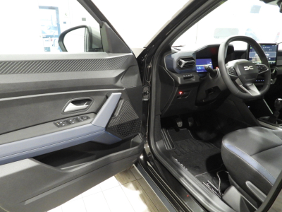 DACIA BIGSTER ESSENTIAL 1.2 TCE GPL 140CV MY ’26 12