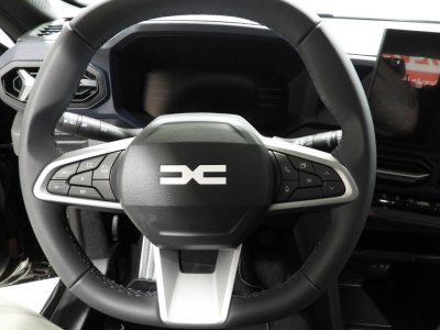 DACIA BIGSTER ESSENTIAL 1.2 TCE GPL 140CV MY ’26 17