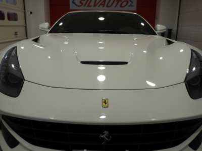 FERRARI F12 BERLINETTA (2013) 8
