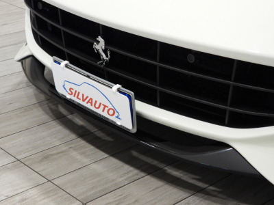 FERRARI F12 BERLINETTA (2013) 9