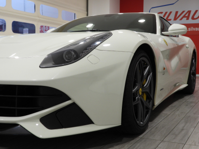 FERRARI F12 BERLINETTA (2013) 10