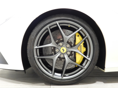 FERRARI F12 BERLINETTA (2013) 11