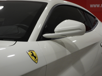 FERRARI F12 BERLINETTA (2013) 12