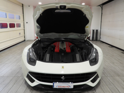 FERRARI F12 BERLINETTA (2013) 31
