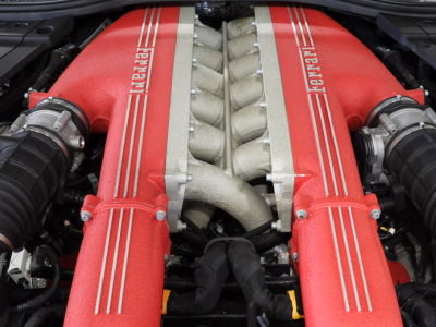 FERRARI F12 BERLINETTA (2013) 33