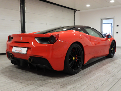 FERRARI 488 GTB (2016) 3