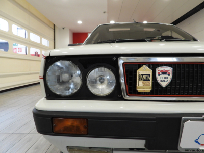 LANCIA DELTA HF 4WD (1987) 7