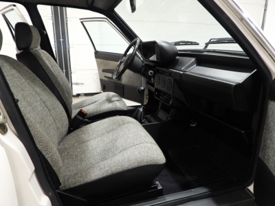 ALFA ROMEO GIULIETTA 1.6 116.50B (1985) 32