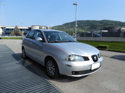 SEAT IBIZA 1.4 TDI 5P SIGNO 75CV (2005) 2