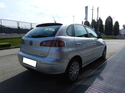 SEAT IBIZA 1.4 TDI 5P SIGNO 75CV (2005) 3