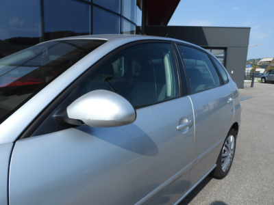 SEAT IBIZA 1.4 TDI 5P SIGNO 75CV (2005) 8