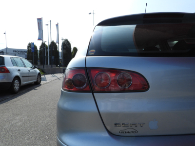 SEAT IBIZA 1.4 TDI 5P SIGNO 75CV (2005) 9
