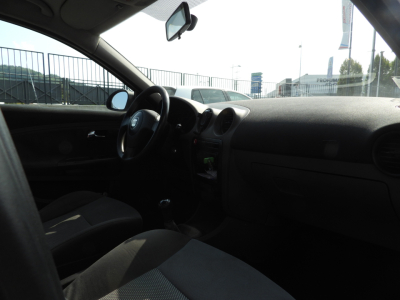 SEAT IBIZA 1.4 TDI 5P SIGNO 75CV (2005) 20