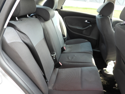 SEAT IBIZA 1.4 TDI 5P SIGNO 75CV (2005) 23