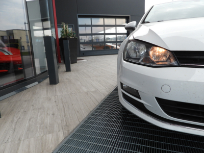 VOLKSWAGEN GOLF VII 1.6 TDI HIGHLINE 110CV DSG (2015) 7