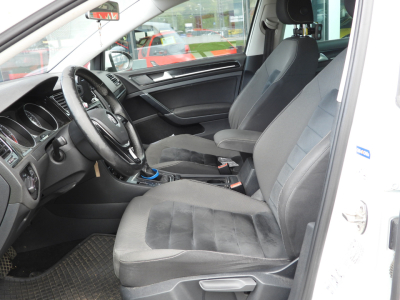 VOLKSWAGEN GOLF VII 1.6 TDI HIGHLINE 110CV DSG (2015) 10