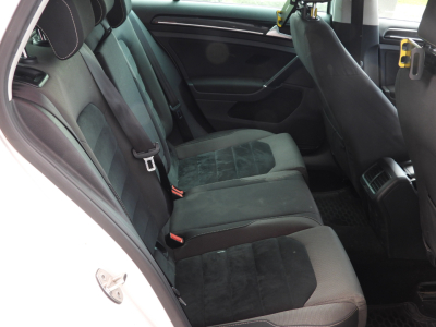 VOLKSWAGEN GOLF VII 1.6 TDI HIGHLINE 110CV DSG (2015) 21