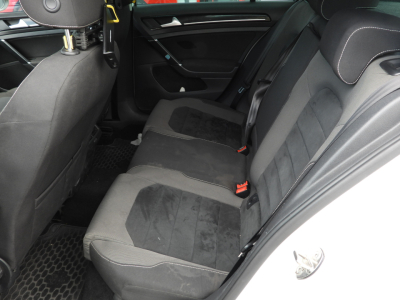 VOLKSWAGEN GOLF VII 1.6 TDI HIGHLINE 110CV DSG (2015) 22